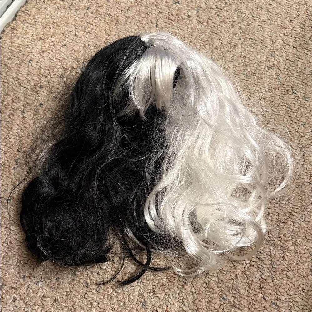 Two-Tone Black and White Hair Wig